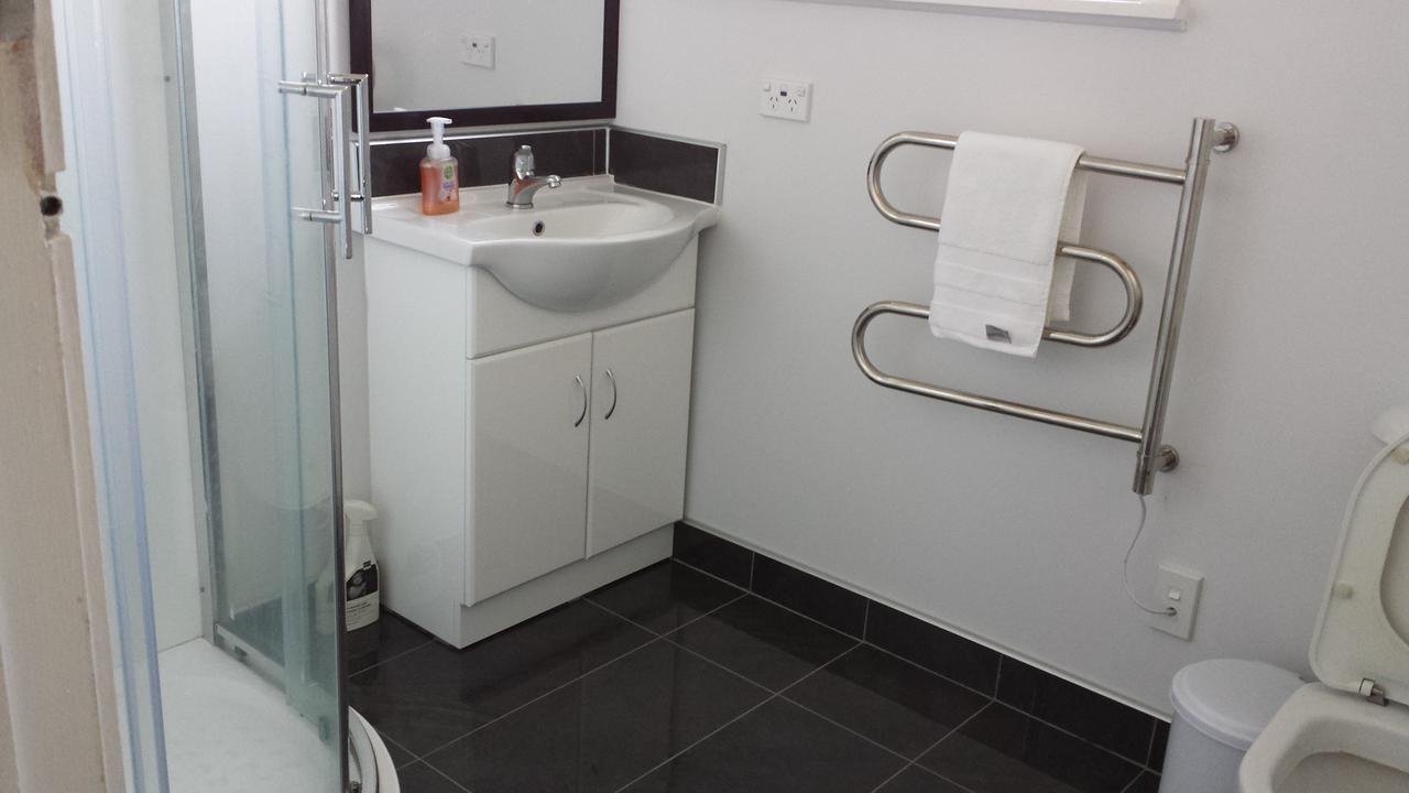 Airport Silver Fern Accommodation Крайстчърч Екстериор снимка